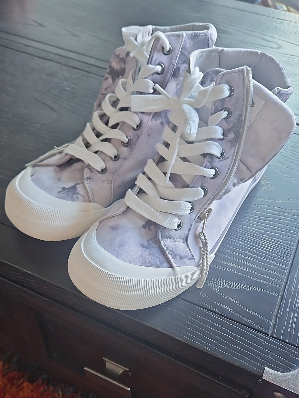 Rocket Dog Jazzin Hightops
